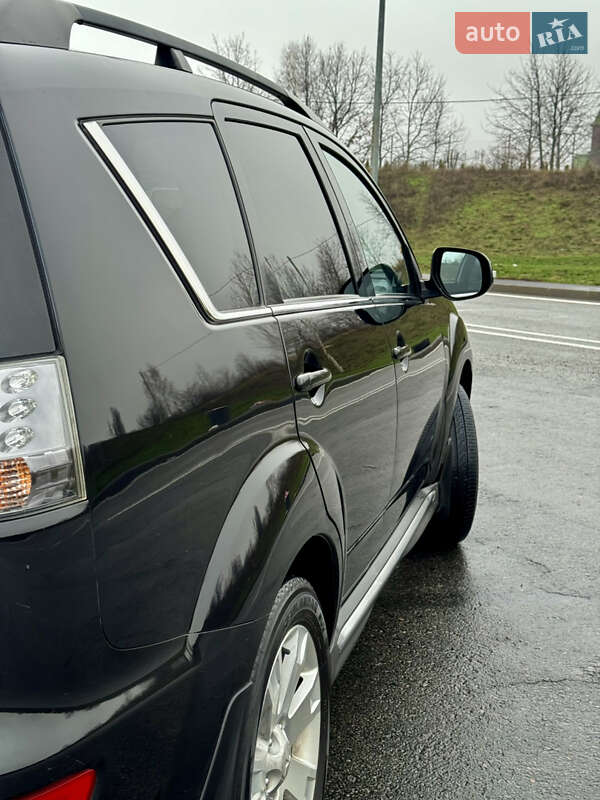 Позашляховик / Кросовер Mitsubishi Outlander 2012 в Полтаві