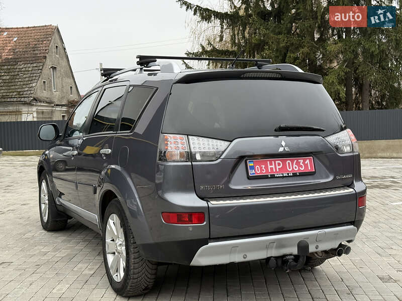 Внедорожник / Кроссовер Mitsubishi Outlander 2008 в Кременце