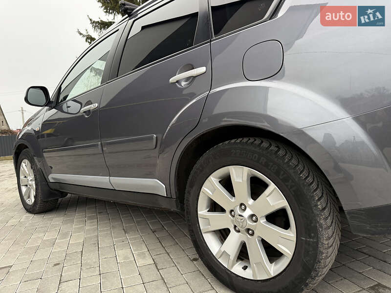 Внедорожник / Кроссовер Mitsubishi Outlander 2008 в Кременце