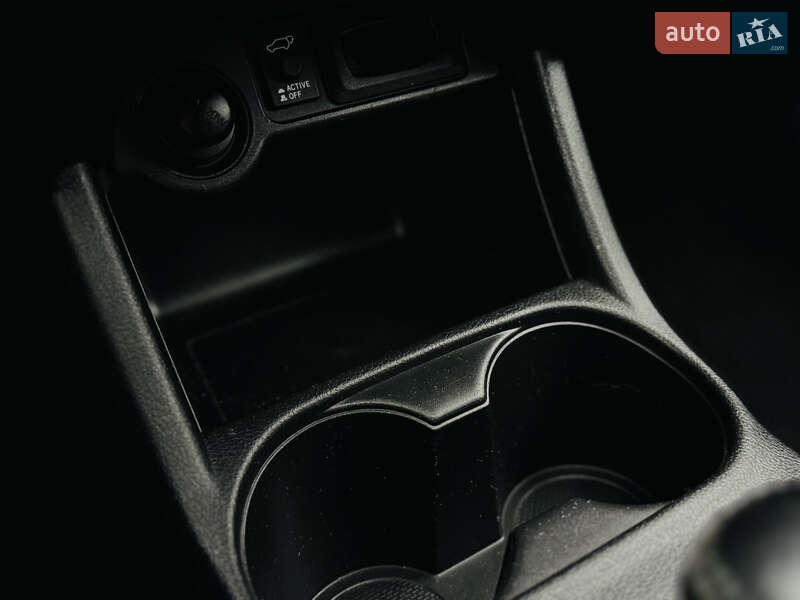 Позашляховик / Кросовер Mitsubishi Outlander 2015 в Дрогобичі