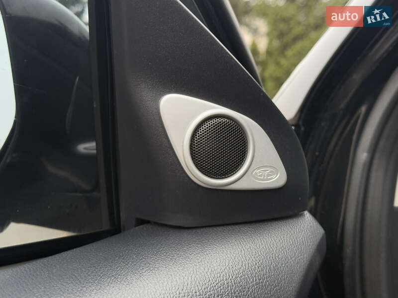 Позашляховик / Кросовер Mitsubishi Outlander 2010 в Тернополі