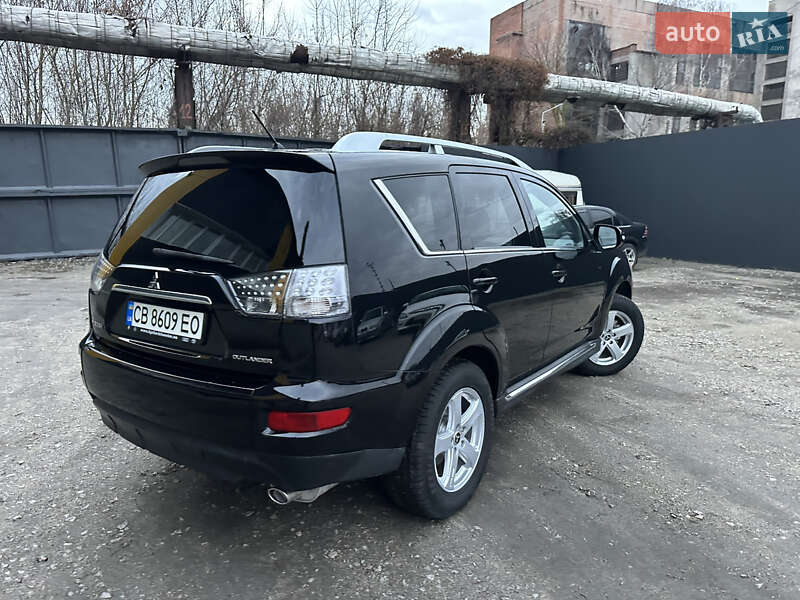 Позашляховик / Кросовер Mitsubishi Outlander 2009 в Ніжині