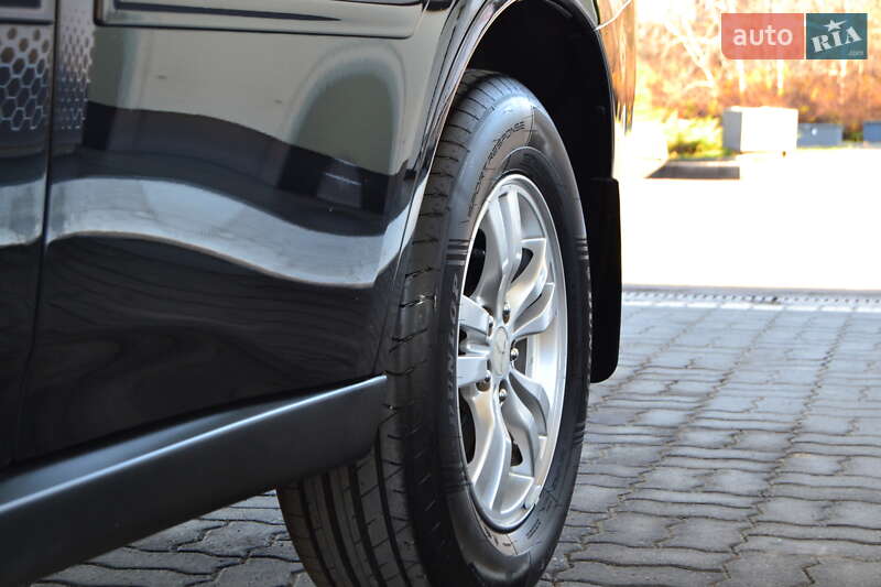 Внедорожник / Кроссовер Mitsubishi Outlander 2013 в Дрогобыче