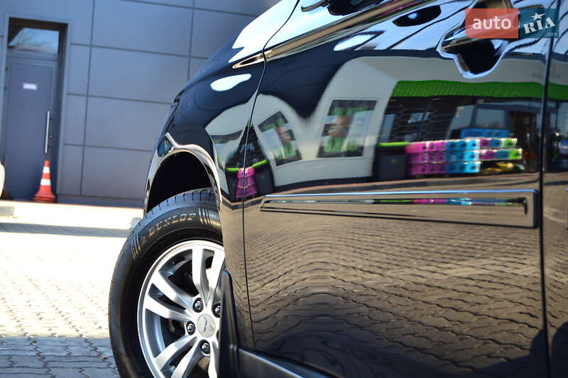 Внедорожник / Кроссовер Mitsubishi Outlander 2013 в Дрогобыче