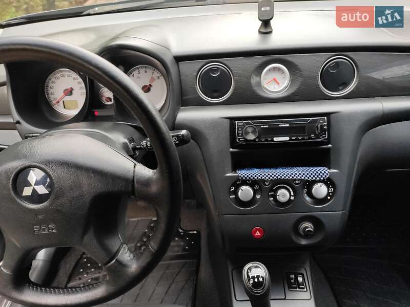 Внедорожник / Кроссовер Mitsubishi Outlander 2007 в Каменец-Подольском