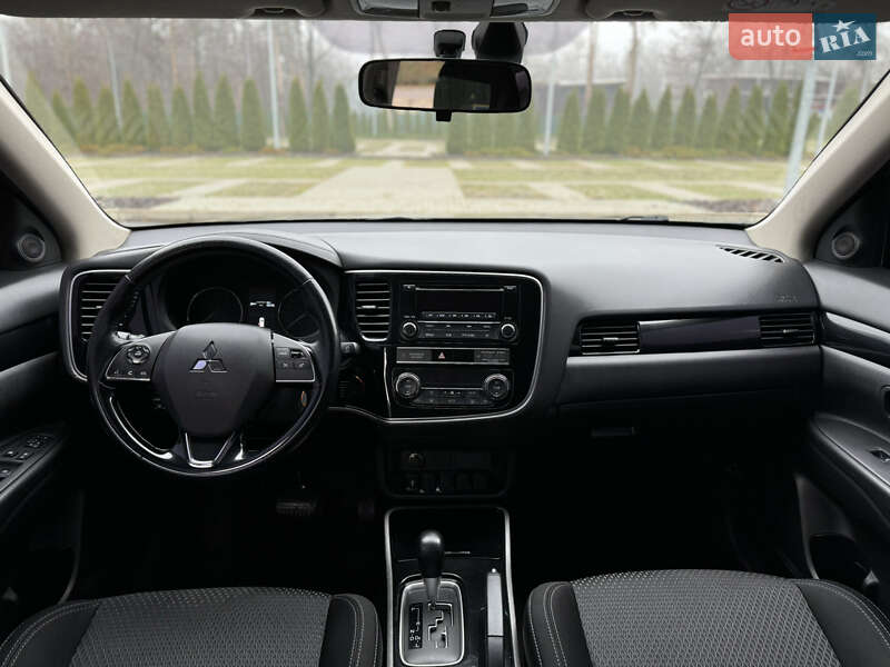 Позашляховик / Кросовер Mitsubishi Outlander 2018 в Харкові фото 58 Позашляховик / Кросовер Mitsubishi Outlander 2018 в Харкові