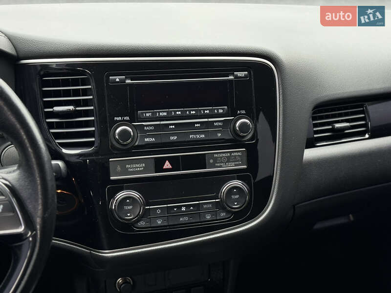 Позашляховик / Кросовер Mitsubishi Outlander 2018 в Харкові фото 63 Позашляховик / Кросовер Mitsubishi Outlander 2018 в Харкові