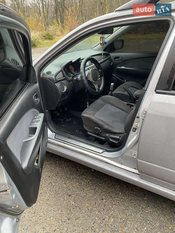 Внедорожник / Кроссовер Mitsubishi Outlander 2006 в Бурштыне фото 9 Внедорожник / Кроссовер Mitsubishi Outlander 2006 в Бурштыне