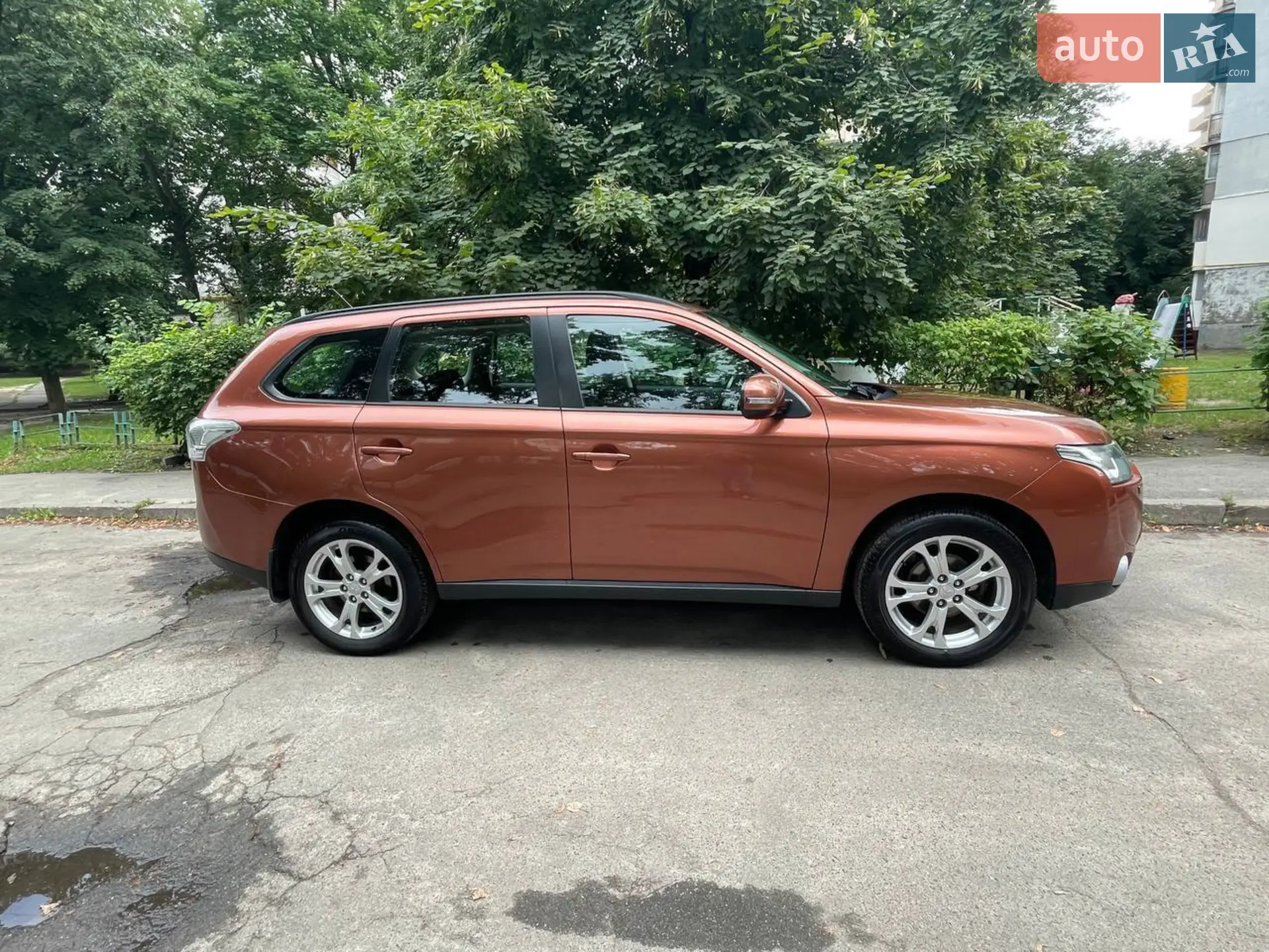 2013 Mitsubishi Outlander - мініатюра 3