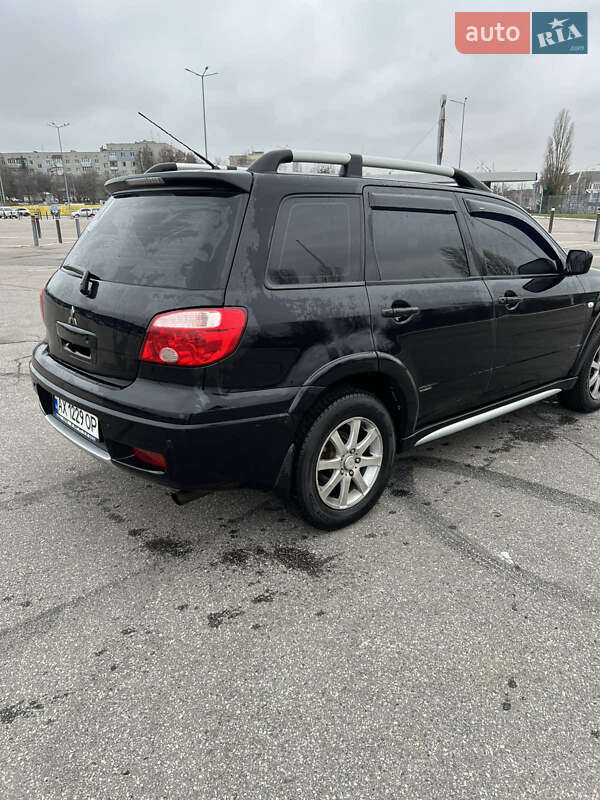 Позашляховик / Кросовер Mitsubishi Outlander 2005 в Харкові фото 9 Позашляховик / Кросовер Mitsubishi Outlander 2005 в Харкові