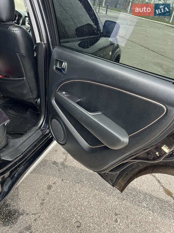 Позашляховик / Кросовер Mitsubishi Outlander 2005 в Харкові фото 18 Позашляховик / Кросовер Mitsubishi Outlander 2005 в Харкові