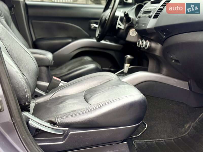 Позашляховик / Кросовер Mitsubishi Outlander 2007 в Дніпрі фото 24 Позашляховик / Кросовер Mitsubishi Outlander 2007 в Дніпрі