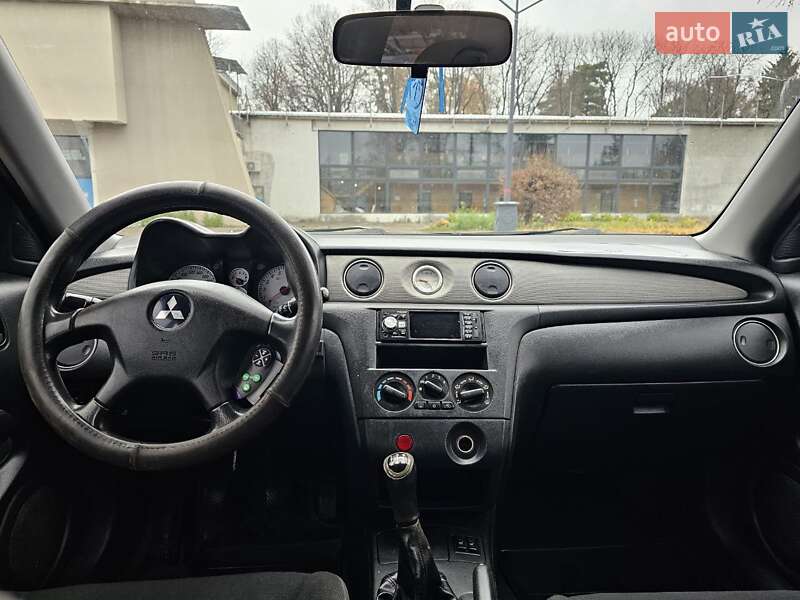 Позашляховик / Кросовер Mitsubishi Outlander 2007 в Києві фото 24 Позашляховик / Кросовер Mitsubishi Outlander 2007 в Києві