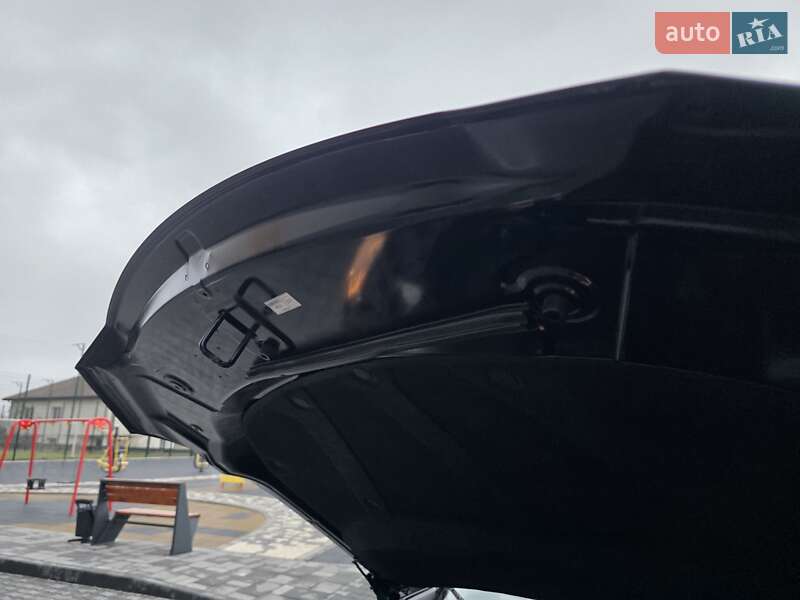 Внедорожник / Кроссовер Mitsubishi Outlander 2012 в Хмельницком