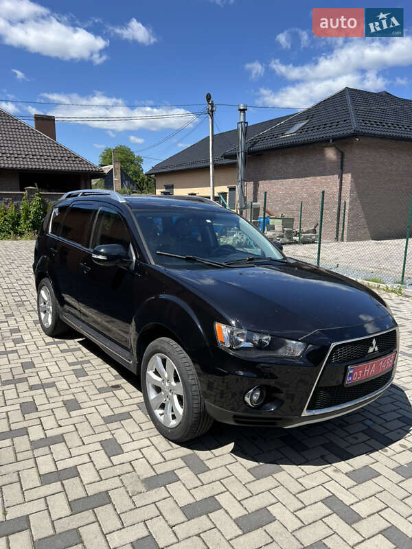 Позашляховик / Кросовер Mitsubishi Outlander 2010 в Рівному фото 5 Позашляховик / Кросовер Mitsubishi Outlander 2010 в Рівному