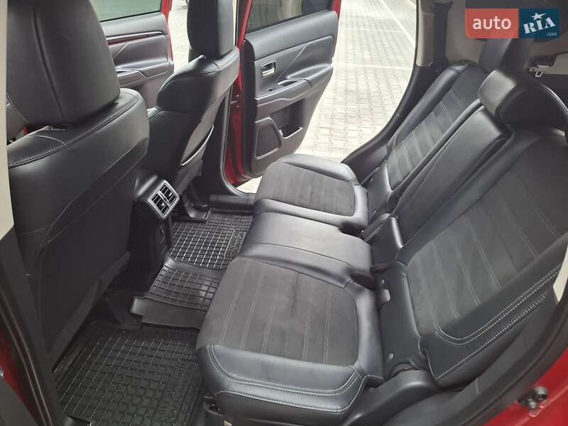 Позашляховик / Кросовер Mitsubishi Outlander 2019 в Вінниці