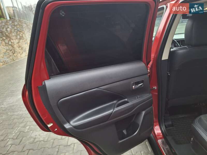 Позашляховик / Кросовер Mitsubishi Outlander 2019 в Вінниці