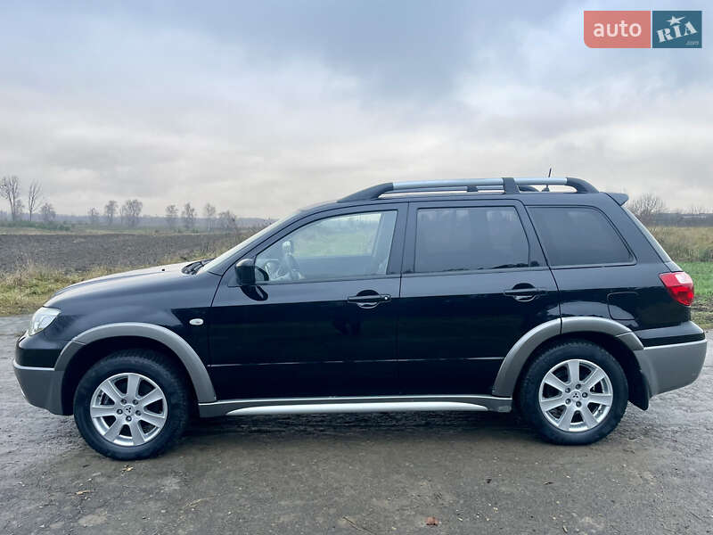 Внедорожник / Кроссовер Mitsubishi Outlander 2006 в Ровно