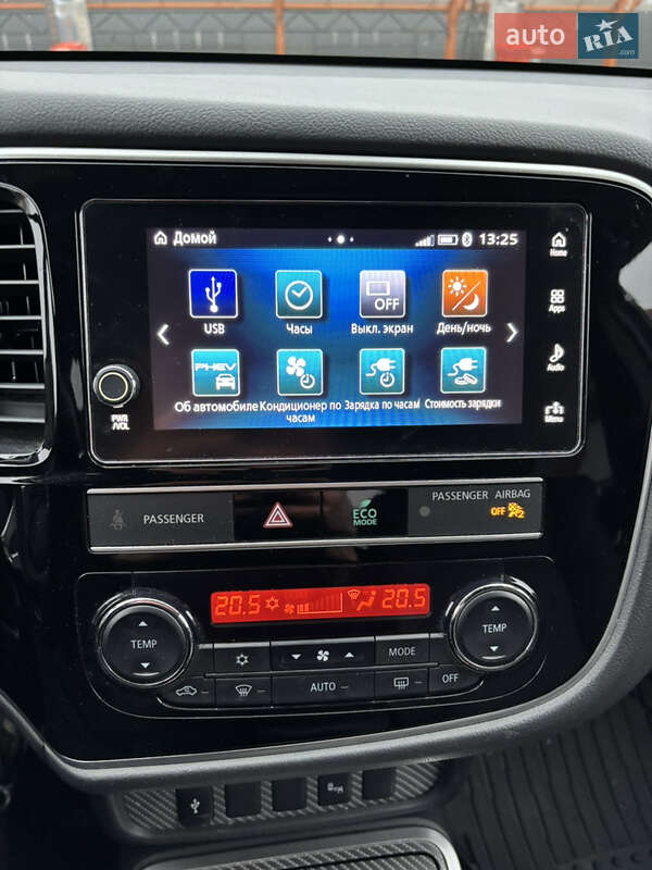 Внедорожник / Кроссовер Mitsubishi Outlander 2018 в Харькове