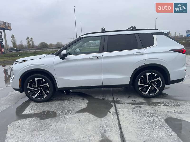Внедорожник / Кроссовер Mitsubishi Outlander 2021 в Киеве фото 5 Внедорожник / Кроссовер Mitsubishi Outlander 2021 в Киеве