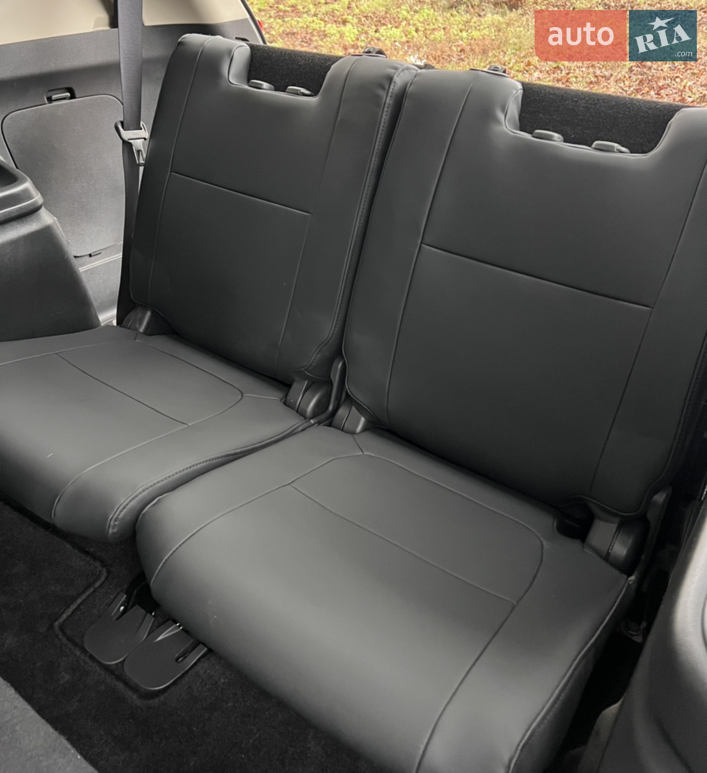 2017 Mitsubishi Outlander - мініатюра 13