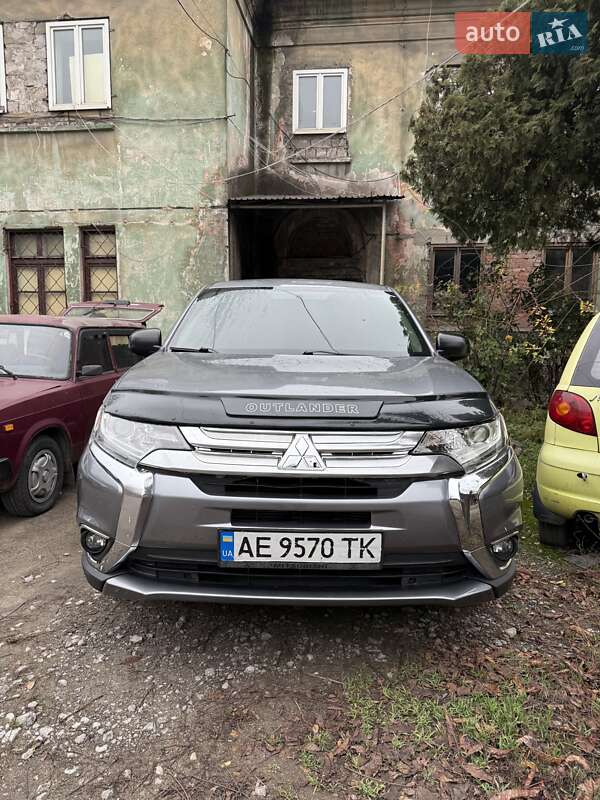 Позашляховик / Кросовер Mitsubishi Outlander 2017 в Кам'янському фото 6 Позашляховик / Кросовер Mitsubishi Outlander 2017 в Кам'янському