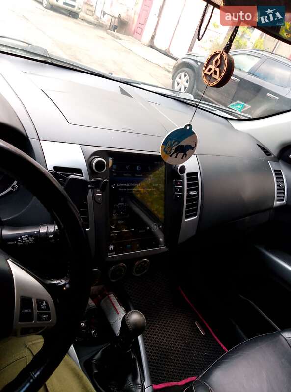 Позашляховик / Кросовер Mitsubishi Outlander 2008 в Кривому Розі фото 68 Позашляховик / Кросовер Mitsubishi Outlander 2008 в Кривому Розі
