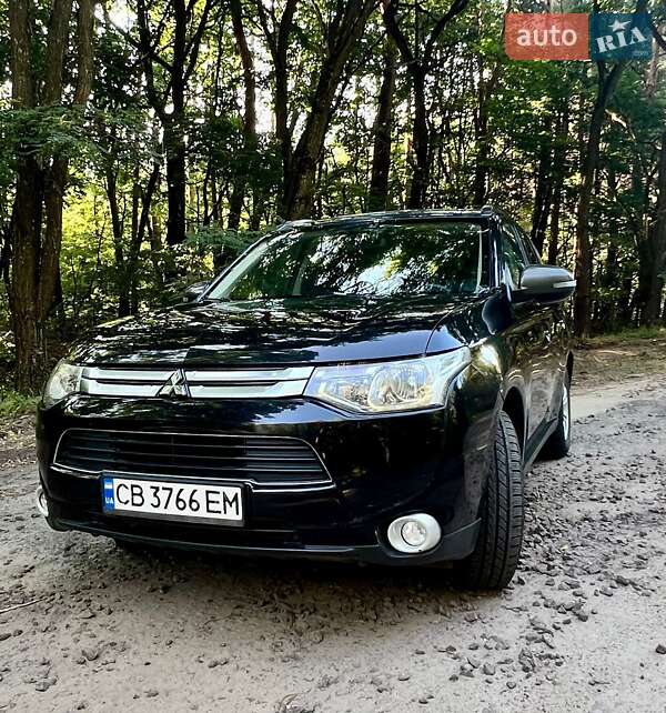 Позашляховик / Кросовер Mitsubishi Outlander 2012 в Батурині фото 21 Позашляховик / Кросовер Mitsubishi Outlander 2012 в Батурині