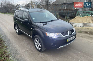 Внедорожник / Кроссовер Mitsubishi Outlander 2007 в Николаеве