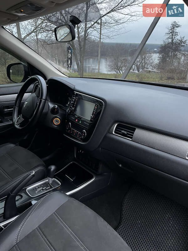 Позашляховик / Кросовер Mitsubishi Outlander 2018 в Кропивницькому фото 18 Позашляховик / Кросовер Mitsubishi Outlander 2018 в Кропивницькому