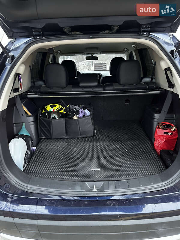 Позашляховик / Кросовер Mitsubishi Outlander 2018 в Кропивницькому фото 21 Позашляховик / Кросовер Mitsubishi Outlander 2018 в Кропивницькому