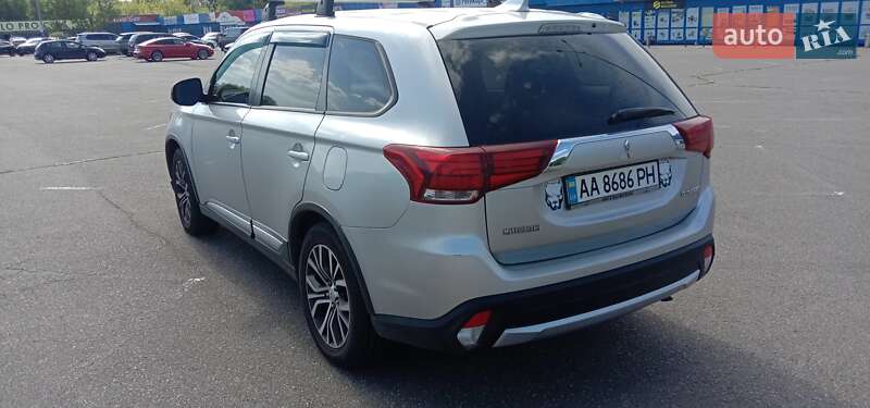 Позашляховик / Кросовер Mitsubishi Outlander 2018 в Києві фото 5 Позашляховик / Кросовер Mitsubishi Outlander 2018 в Києві