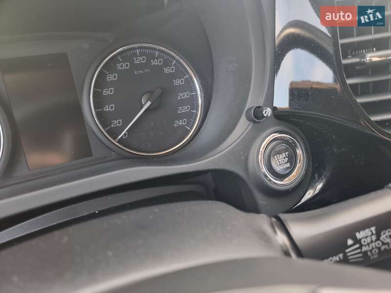 Внедорожник / Кроссовер Mitsubishi Outlander 2020 в Ирпене фото 3 Внедорожник / Кроссовер Mitsubishi Outlander 2020 в Ирпене