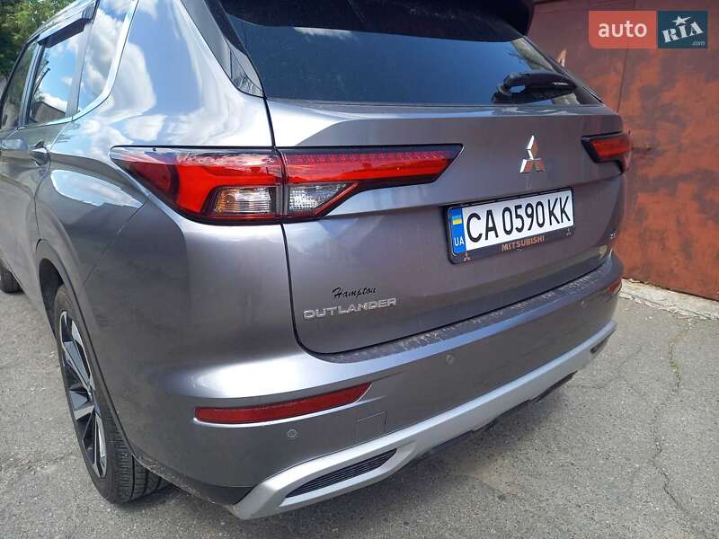 Внедорожник / Кроссовер Mitsubishi Outlander 2021 в Черкассах фото 8 Внедорожник / Кроссовер Mitsubishi Outlander 2021 в Черкассах