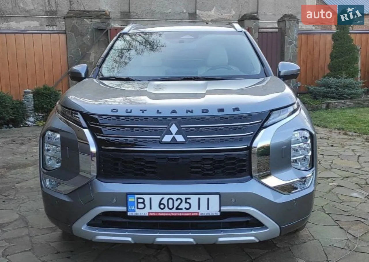 2023 Mitsubishi Outlander - мініатюра 16