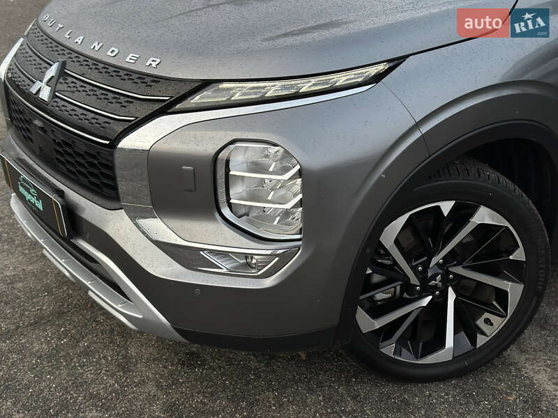 Позашляховик / Кросовер Mitsubishi Outlander 2023 в Харкові фото 8 Позашляховик / Кросовер Mitsubishi Outlander 2023 в Харкові