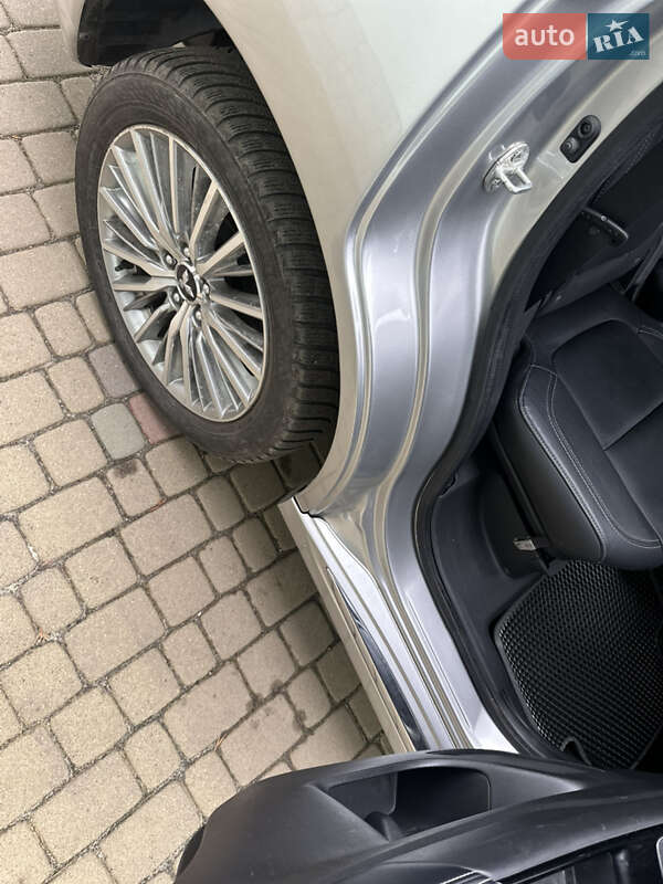 Позашляховик / Кросовер Mitsubishi Outlander 2019 в Львові фото 13 Позашляховик / Кросовер Mitsubishi Outlander 2019 в Львові