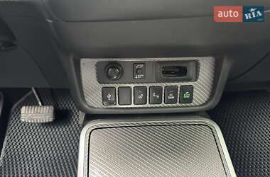 Позашляховик / Кросовер Mitsubishi Outlander 2019 в Львові