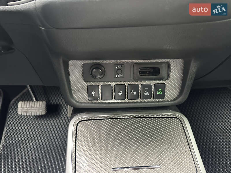 Позашляховик / Кросовер Mitsubishi Outlander 2019 в Львові фото 24 Позашляховик / Кросовер Mitsubishi Outlander 2019 в Львові