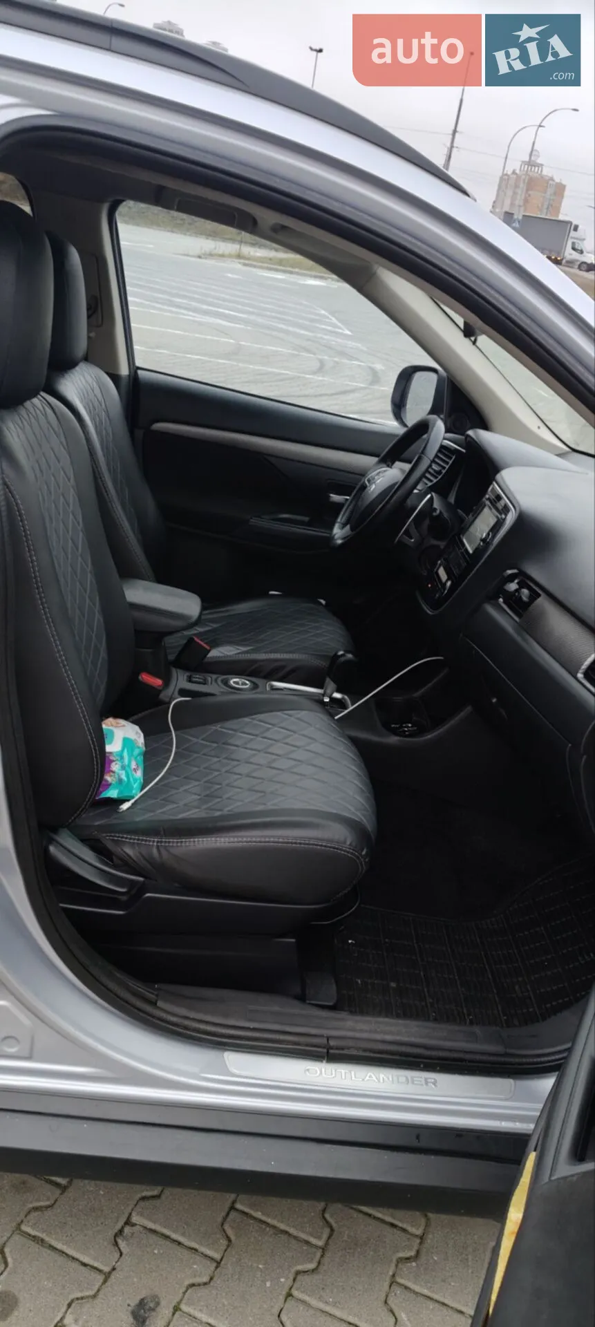 2013 Mitsubishi Outlander - мініатюра 12