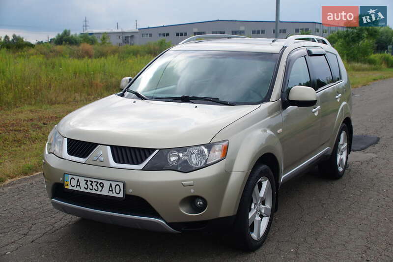 Внедорожник / Кроссовер Mitsubishi Outlander 2008 в Броварах фото 3 Внедорожник / Кроссовер Mitsubishi Outlander 2008 в Броварах