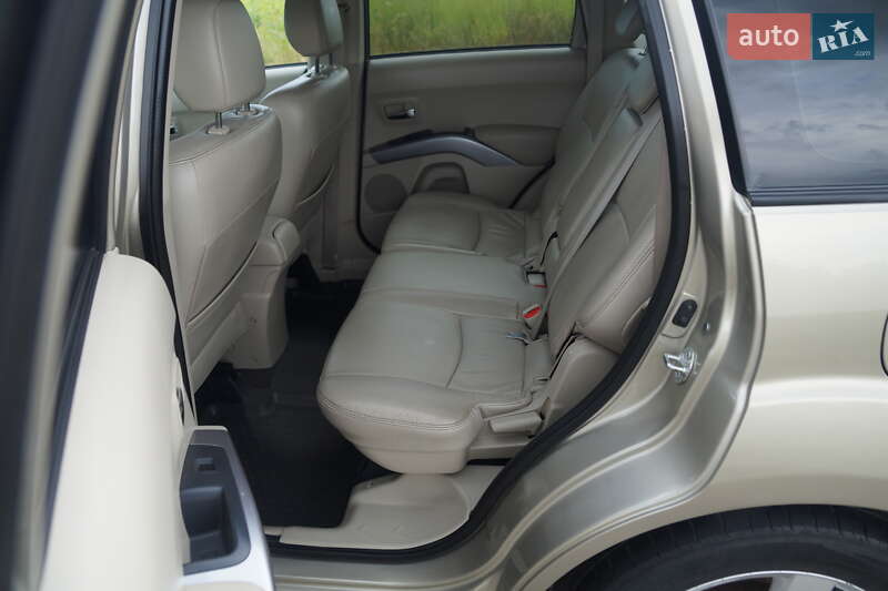 Внедорожник / Кроссовер Mitsubishi Outlander 2008 в Броварах фото 37 Внедорожник / Кроссовер Mitsubishi Outlander 2008 в Броварах