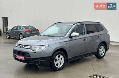 Позашляховик / Кросовер Mitsubishi Outlander 2013 в Луцьку