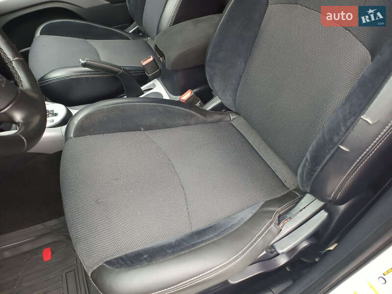 Внедорожник / Кроссовер Mitsubishi Outlander 2013 в Тернополе фото 20 Внедорожник / Кроссовер Mitsubishi Outlander 2013 в Тернополе