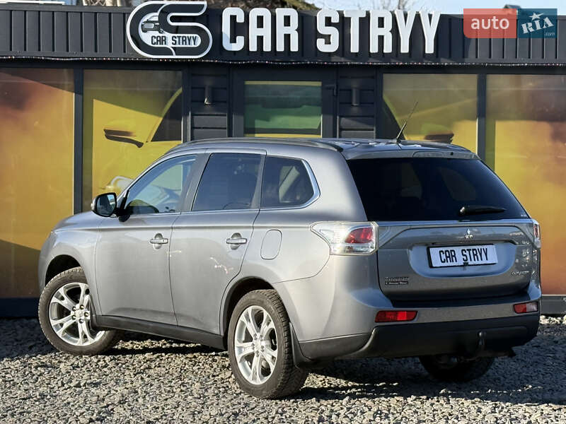 Внедорожник / Кроссовер Mitsubishi Outlander 2013 в Стрые фото 16 Внедорожник / Кроссовер Mitsubishi Outlander 2013 в Стрые