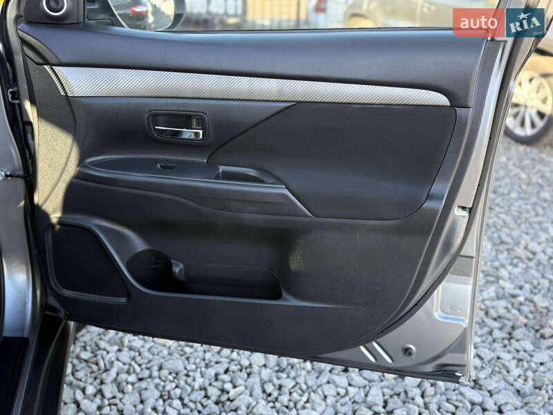 Внедорожник / Кроссовер Mitsubishi Outlander 2013 в Стрые фото 33 Внедорожник / Кроссовер Mitsubishi Outlander 2013 в Стрые