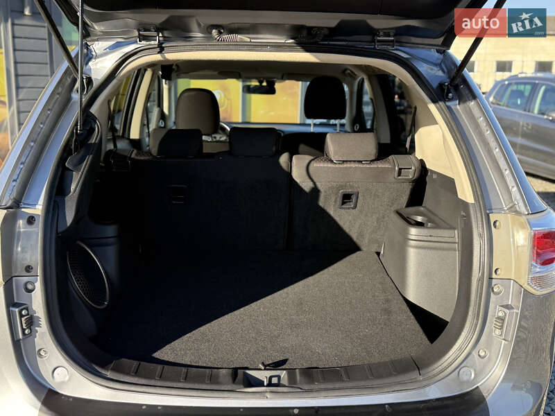 Внедорожник / Кроссовер Mitsubishi Outlander 2013 в Стрые фото 38 Внедорожник / Кроссовер Mitsubishi Outlander 2013 в Стрые