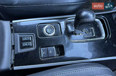 Позашляховик / Кросовер Mitsubishi Outlander 2019 в Делятині