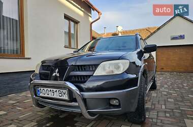 Позашляховик / Кросовер Mitsubishi Outlander 2005 в Береговому