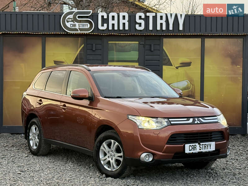 Mitsubishi Outlander 2013